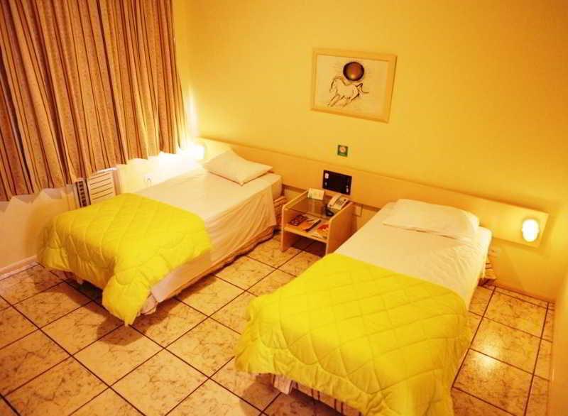 Hotel Harbor Inn لوندرينا المظهر الخارجي الصورة